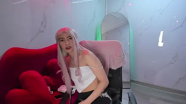 Snapshot of LilithCooperr_ chatting on November 2025 10:32:02 PM LilithCooperr online show from November 2025 10:32:02 PM