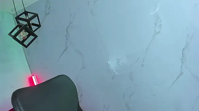 Snapshot of LilithCooperr_ chatting on November 2025 10:18:02 PM LilithCooperr online show from November 2025 10:18:02 PM