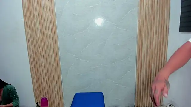 wild demongirl online show from April 2026 06:35:01 PM