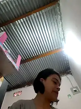 littlemelii online show from September 2025 10:14:02 PM