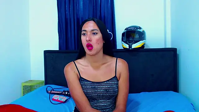 misss estrella online show from March 2026 02:39:02 PM