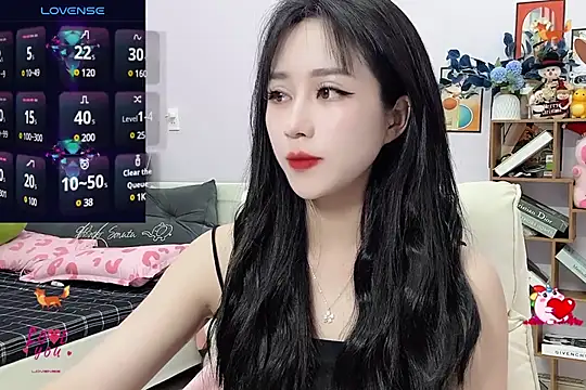  LLisa  online show from December 2024 06:34:01 PM