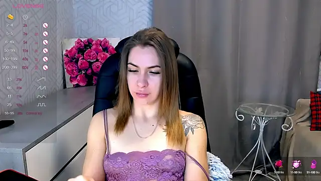 Naughty  Megan online show from February 2025 04:07:01 PM