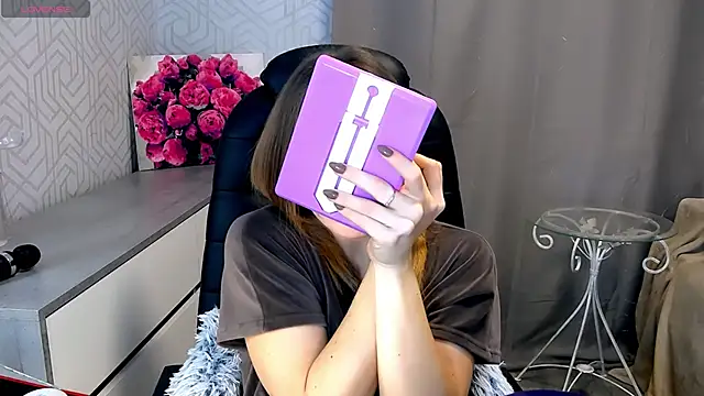 Naughty  Megan online show from February 2025 01:40:02 PM