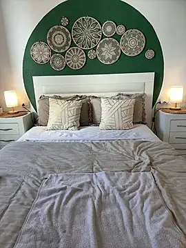 Snapshot of Alisa-Marie chatting on December 2024 01:06:01 PM Alisa-Marie online show from December 2024 01:06:01 PM