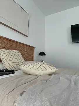 Snapshot of Alisa-Marie chatting on January 2025 01:31:01 PM Alisa-Marie online show from January 2025 01:31:01 PM