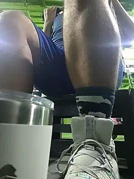 Snapshot of Evert_hairyboy chatting on October 2025 09:23:02 PM Evert hairyboy online show from October 2025 09:23:02 PM