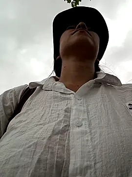 2HotAsain4u online show from September 2025 01:31:02 AM