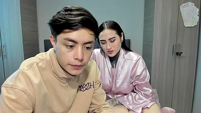 Snapshot of steban_and_kim chatting on January 2025 09:07:01 PM steban and kim online show from January 2025 09:07:01 PM