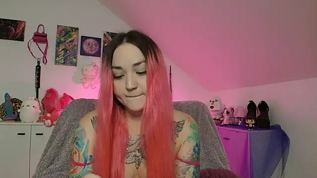 PinkHurricaneOfficial online show from September 2025 08:02:01 PM