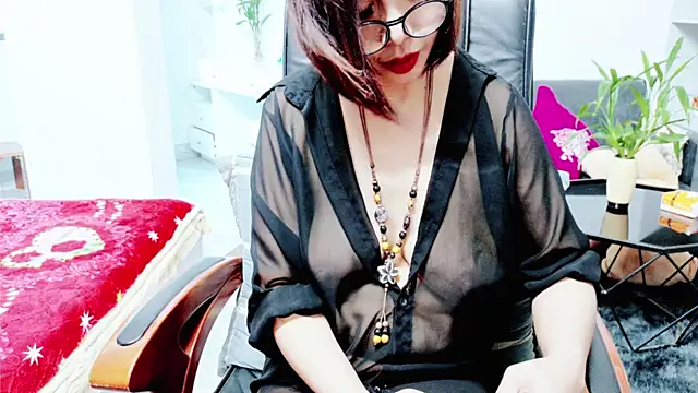 Snapshot of Miu-Le chatting on June 2026 07:34:01 AM Miu-Le online show from June 2026 07:34:01 AM