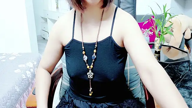 Snapshot of Miu-Le chatting on June 2026 10:59:02 AM Miu-Le online show from June 2026 10:59:02 AM