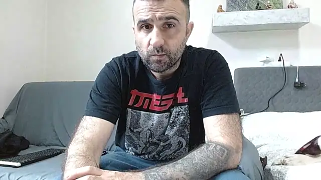 Snapshot of ivat80 chatting on March 2026 05:13:01 AM ivat80 online show from March 2026 05:13:01 AM