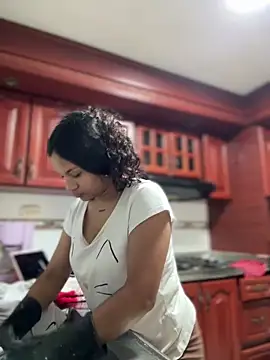 Snapshot of Riana_Kean chatting on February 2026 10:59:01 AM Riana Kean online show from February 2026 10:59:01 AM