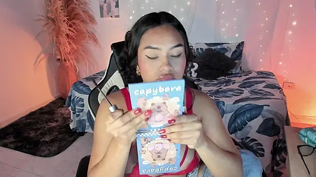 Snapshot of Riana_Kean chatting on February 2026 06:42:01 PM Riana Kean online show from February 2026 06:42:01 PM