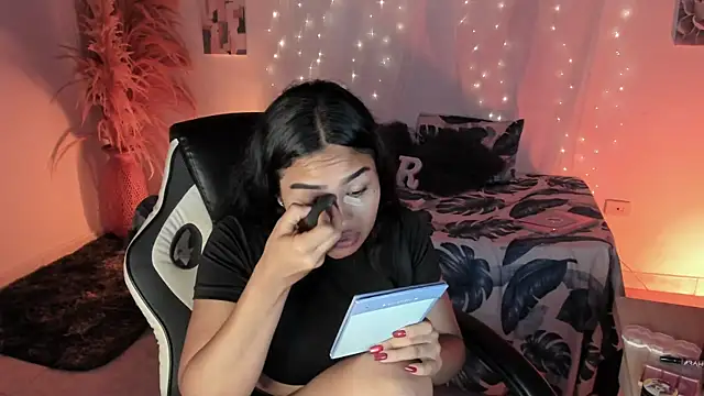 Snapshot of Riana_Kean chatting on March 2026 03:12:02 AM Riana Kean online show from March 2026 03:12:02 AM