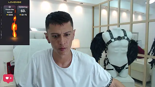 andy dwels777 online show from February 2025 08:02:02 PM