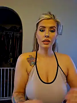 ellieconradxo online show from December 2024 04:01:02 PM