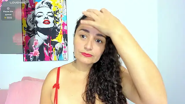  luna  sweet  online show from March 2025 06:48:02 PM