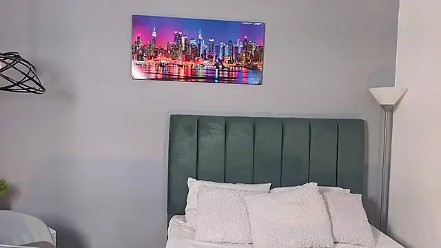 Snapshot of Alli_cooper chatting on April 2026 11:23:01 AM Alli cooper online show from April 2026 11:23:01 AM