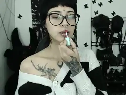 n0sferatus   online show from February 2026 03:25:01 AM