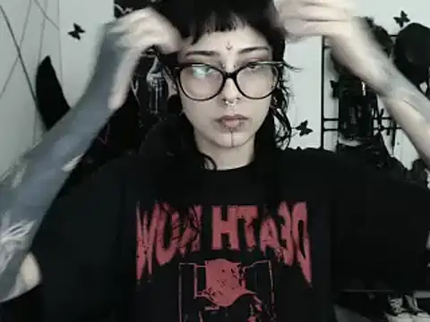 Snapshot of n0sferatus__ chatting on March 2026 03:10:01 AM n0sferatus online show from March 2026 03:10:01 AM