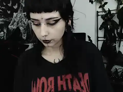 Snapshot of n0sferatus__ chatting on July 2026 03:11:02 AM n0sferatus online show from July 2026 03:11:02 AM