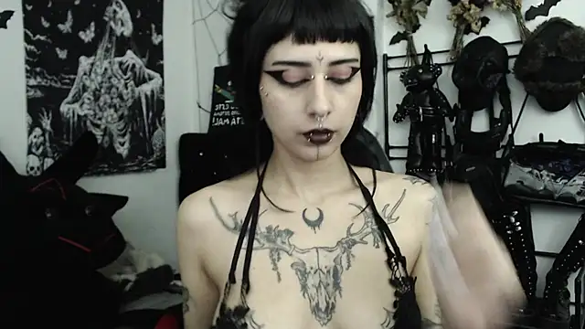 Snapshot of n0sferatus__ chatting on July 2026 03:49:01 AM n0sferatus online show from July 2026 03:49:01 AM
