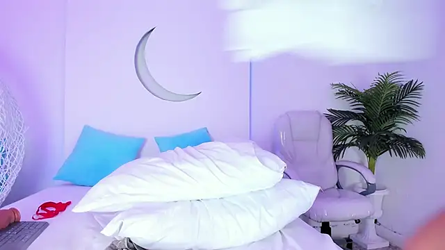 MiaCollson online show from March 2025 08:27:02 PM