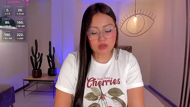 Snapshot of AmberLewis_ chatting on January 2025 09:23:01 AM AmberLewis online show from January 2025 09:23:01 AM