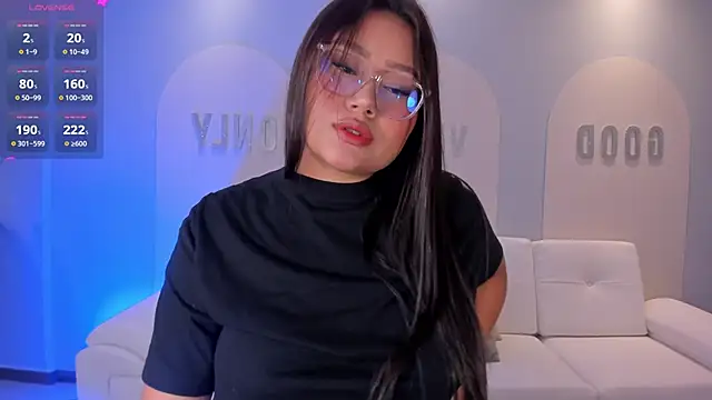 Snapshot of AmberLewis_ chatting on February 2025 03:08:02 AM AmberLewis online show from February 2025 03:08:02 AM