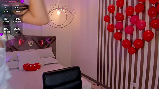 Snapshot of AmberLewis_ chatting on February 2025 03:20:01 AM AmberLewis online show from February 2025 03:20:01 AM