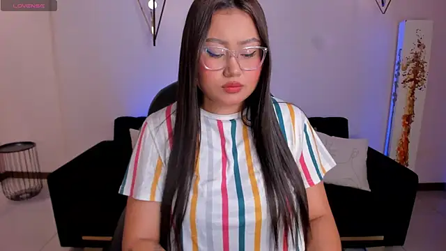 Snapshot of AmberLewis_ chatting on March 2025 03:08:01 AM AmberLewis online show from March 2025 03:08:01 AM