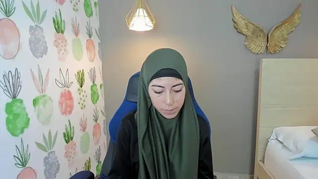 Snapshot of chaymae_nah_ chatting on December 2024 05:20:02 AM chaymae nah online show from December 2024 05:20:02 AM
