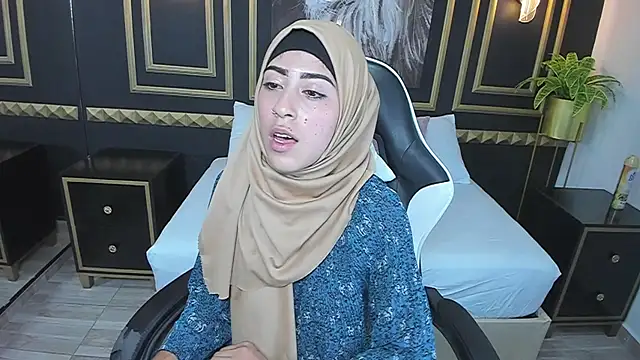 Snapshot of chaymae_nah_ chatting on January 2025 12:49:01 PM chaymae nah online show from January 2025 12:49:01 PM