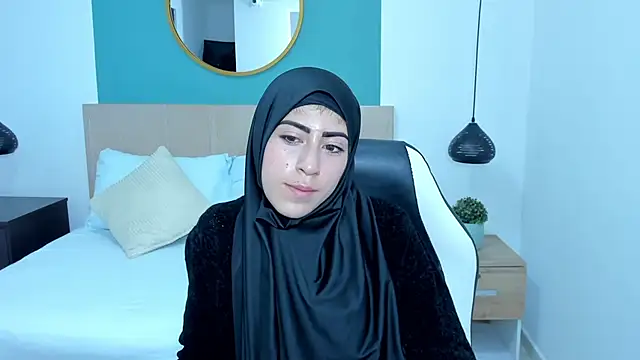 Snapshot of chaymae_nah_ chatting on January 2025 12:09:01 PM chaymae nah online show from January 2025 12:09:01 PM