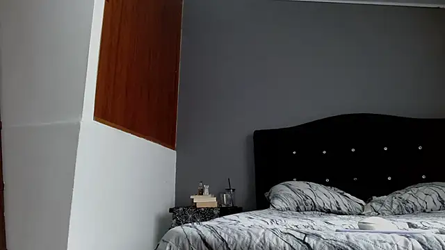 Snapshot of Emilia_1995 chatting on January 2025 07:51:01 PM Emilia 1995 online show from January 2025 07:51:01 PM