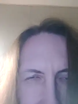 Snapshot of Evelina_cute chatting on February 2025 05:25:02 PM Evelina cute online show from February 2025 05:25:02 PM