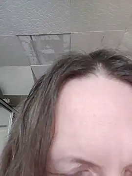 Snapshot of Evelina_cute chatting on March 2025 12:12:01 PM Evelina cute online show from March 2025 12:12:01 PM