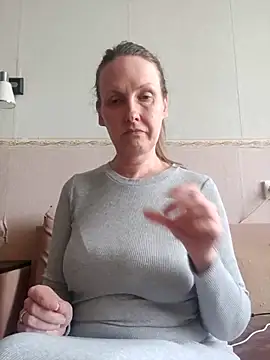 Evelina cute online show from March 2026 11:21:01 AM