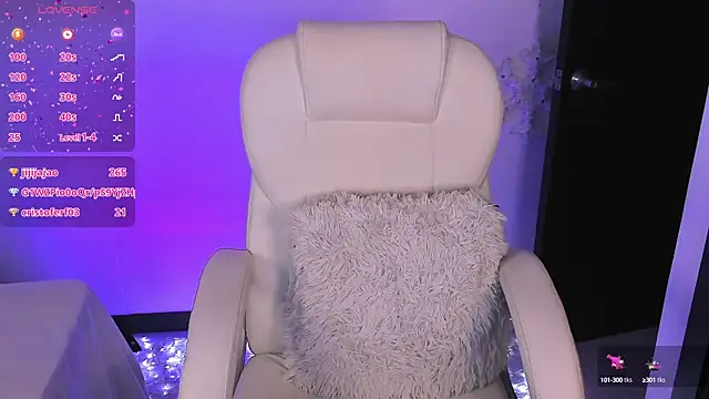 Snapshot of nyna_1 chatting on February 2025 01:14:02 AM nyna 1 online show from February 2025 01:14:02 AM