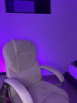 Snapshot of nyna_1 chatting on April 2026 01:58:01 AM nyna 1 online show from April 2026 01:58:01 AM