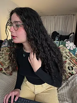 Antoniart  online show from February 2026 03:46:02 AM