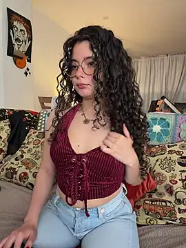 Snapshot of Antoniart_ chatting on April 2026 03:17:02 AM Antoniart online show from April 2026 03:17:02 AM