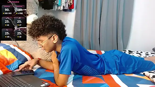 harrytwink18 online show from April 2026 08:54:01 PM