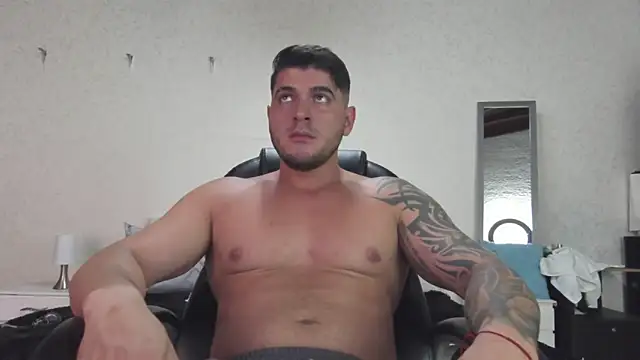 Snapshot of Teilor_Creed chatting on February 2025 11:42:01 PM Teilor Creed online show from February 2025 11:42:01 PM