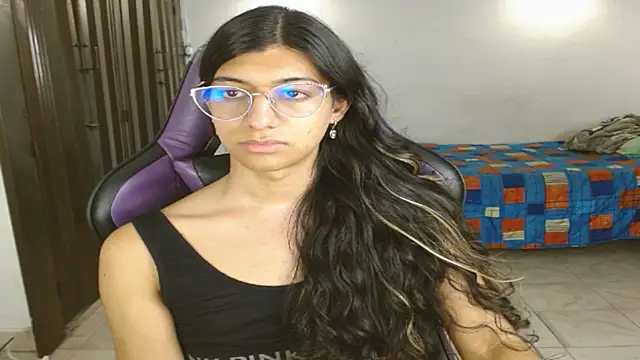 Snapshot of engielphoenis14 chatting on November 2025 02:36:01 AM engielphoenis14 online show from November 2025 02:36:01 AM