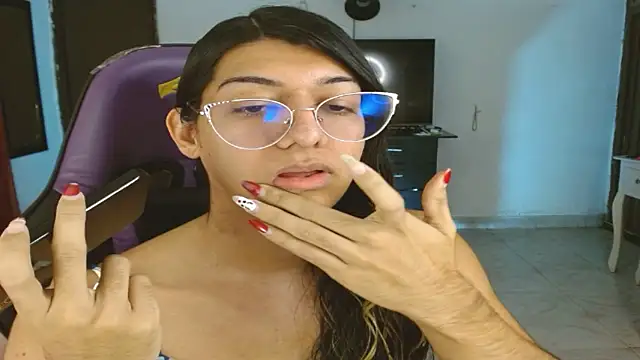 engielphoenis14 online show from January 2026 12:05:02 AM