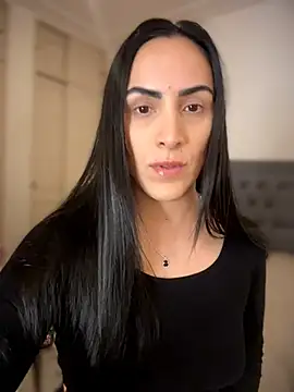 Snapshot of alessandra-a chatting on April 2026 11:44:02 PM alessandra-a online show from April 2026 11:44:02 PM