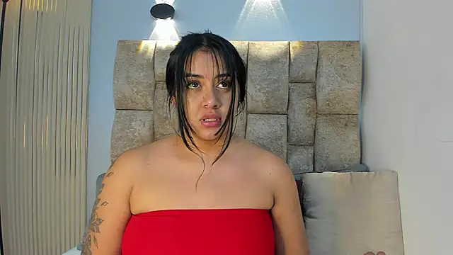 amatista  smith online show from October 2025 01:50:02 PM